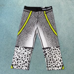 Nike Pro Cropped Leggings